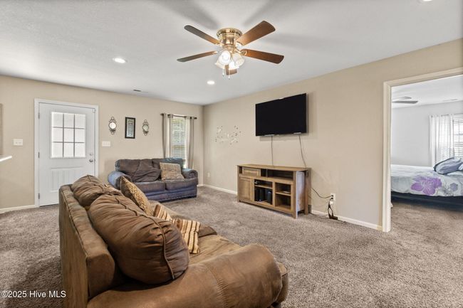 326 Nugget Trl, House other with 3 bedrooms, 2 bathrooms and 1 parking in Elizabeth City NC | Image 24