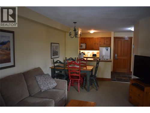 104-2080 Summit Dr, Panorama, BC, V0A1T0 | Card Image