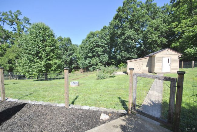112 Half Moon Ln, House other with 3 bedrooms, 3 bathrooms and null parking in Rustburg VA | Image 47