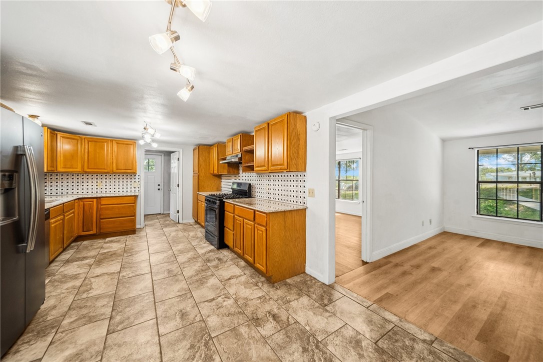 Red Oak Ln, Rogers, AR 72756