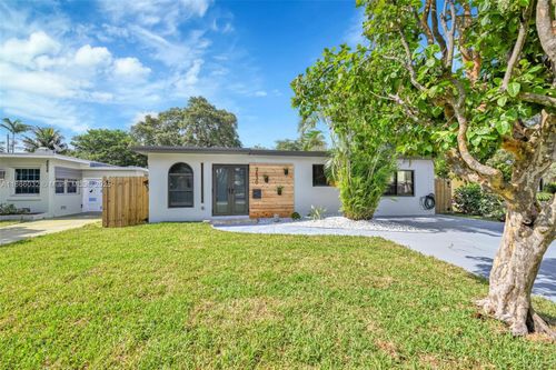 2630 Mckinley St, Hollywood, FL, 33020-2933 | Card Image