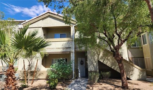 201-3917 Lazy Pine St, Las Vegas, NV, 89108-8105 | Card Image
