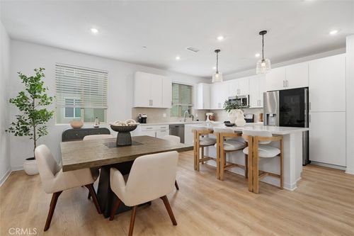104-2600 Sprout Ln, Corona, CA, 92883-3672 | Card Image