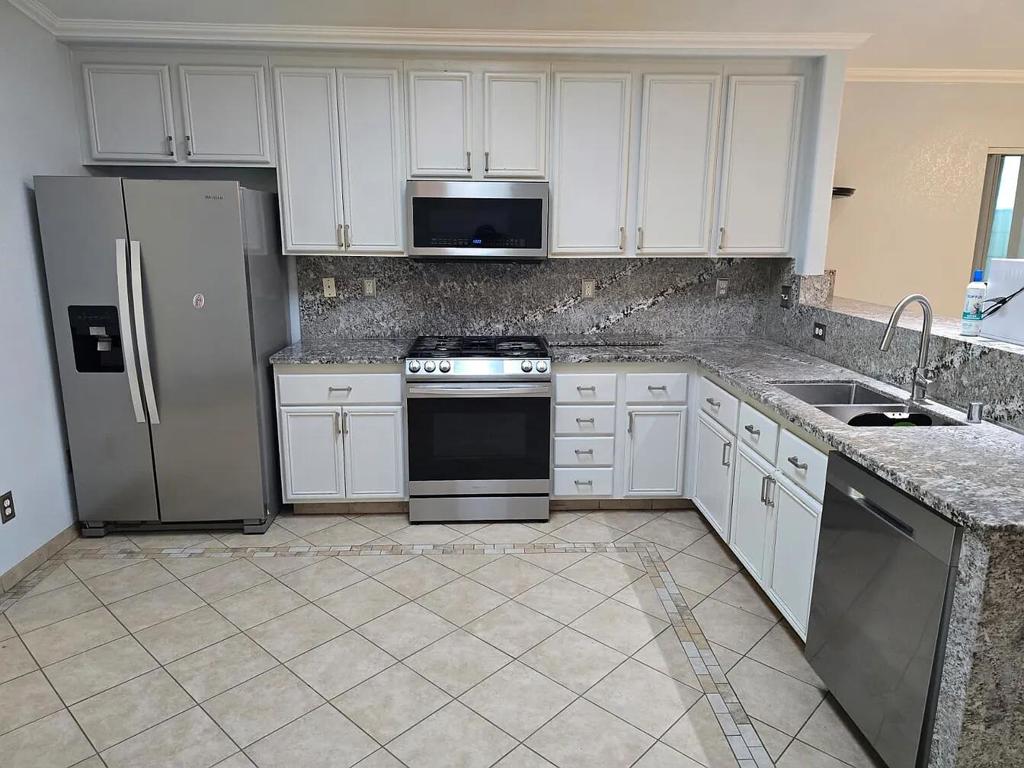 Residential Lease in Coachella 4