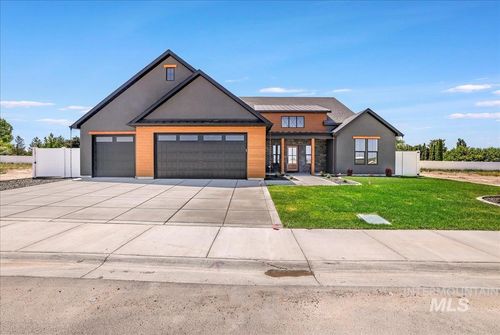 3160 Crescent Moon Rd, Twin Falls, ID, 83301-8447 | Card Image