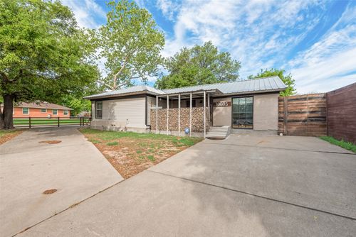 10605 Ferguson Rd, Dallas, TX, 75228-2611 | Card Image