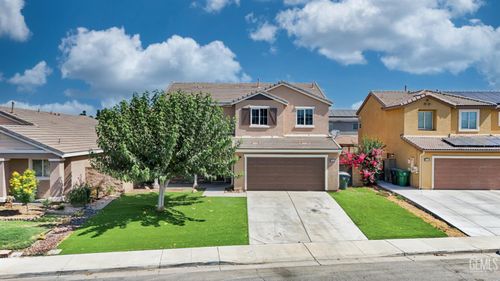 1004 Los Cantos Ave, Arvin, CA, 93203-9459 | Card Image