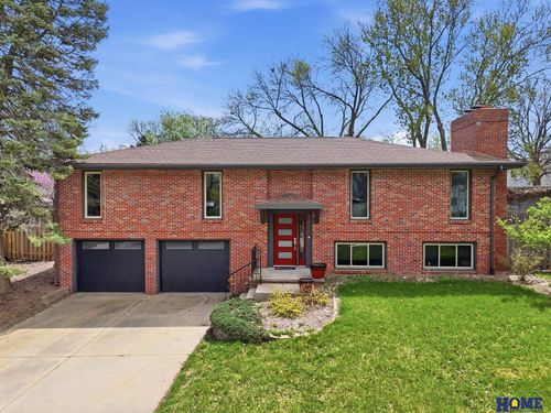7831 Lake Street, Lincoln, NE, 68506 | Card Image