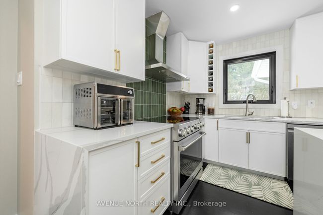 9088 Mitch Owens Rd, House other with 5 bedrooms, 3 bathrooms and 6 parking in Edwards ON | Image 20