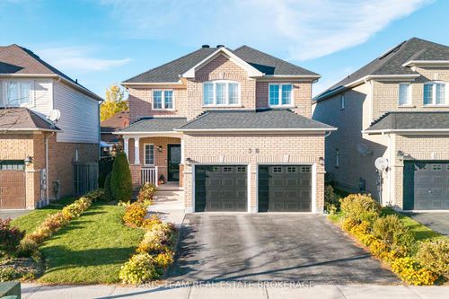 36 Connaught Lane, Barrie, ON, L4M0A6 | Card Image