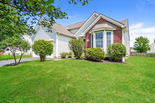 1080 Oxford Dr N, Pataskala, OH, 43062-7577 | Card Image