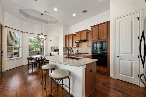 109 Limestone Dr, Georgetown, TX, 78628-6993 | Card Image