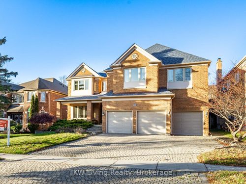959 Lockwood Cir, Newmarket, ON, L3X1M1 | Card Image