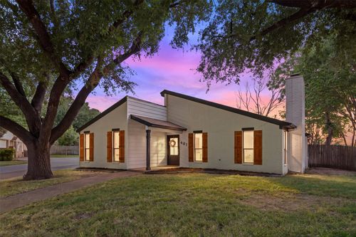 401 Lindenwood Ln W, Hewitt, TX, 76643-3031 | Card Image