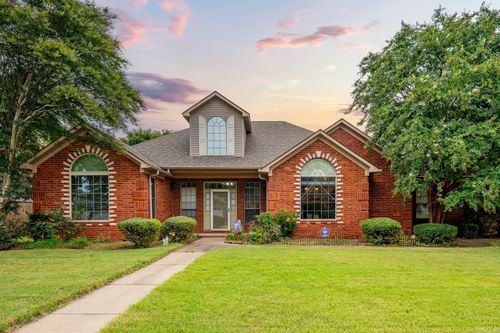 2410 Tj Dr, Conway, AR, 72034-8366 | Card Image