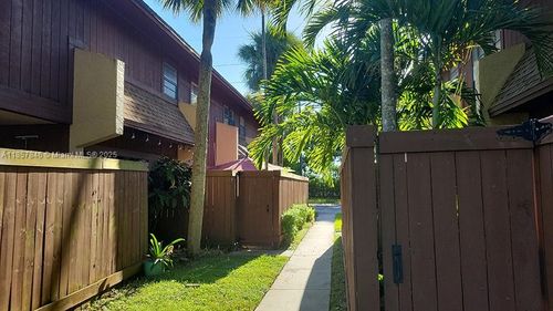 apt-a-6445 Sw 116th Pl, Miami, FL, 33173-1754 | Card Image