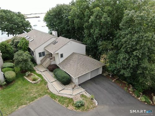 15-15 Whalers Pt, East Haven, CT, 06512-4818 | Card Image
