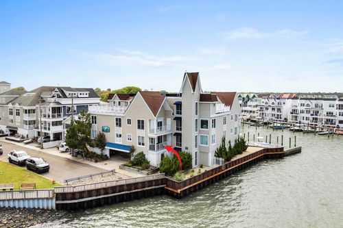 apt-101-1415 Harbor Ln, Cape May, NJ, 08204-5220 | Card Image