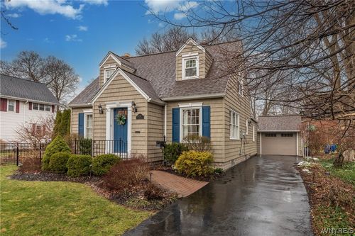 236 Christiana St, North Tonawanda, NY, 14120-5502 | Card Image