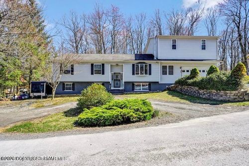 9105 Belvedere Rd, Tobyhanna, PA, 18466-8191 | Card Image