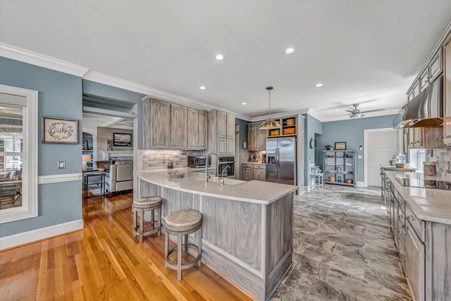 220 Village Lane (28) | Image 20