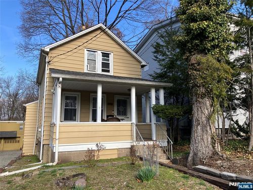 374 S Broad St, Ridgewood, NJ, 07450-5000 | Card Image