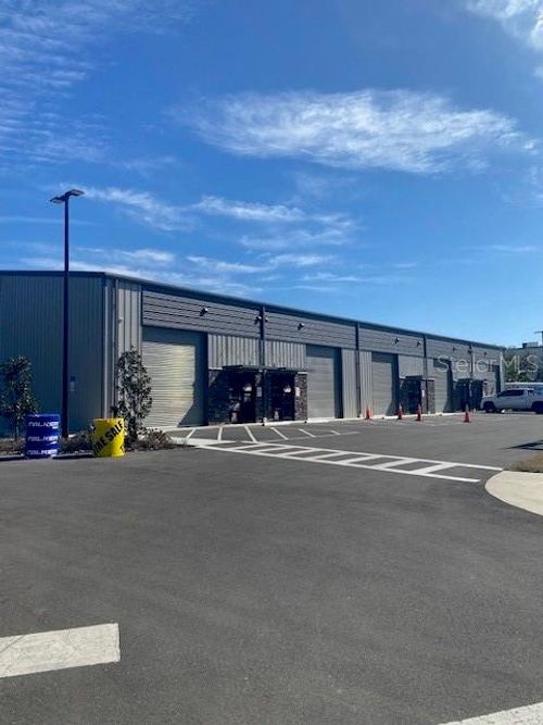 1800 Corporate Center Ln, Plant City, FL, 33563-7162 | Card Image