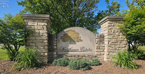 119 Woodhaven Cres, Clyde, OH, 43410-4000 | Card Image
