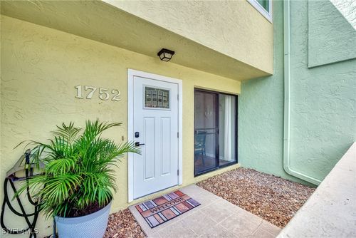 102-1752 Stickney Point Road, SARASOTA, FL, 34231 | Card Image