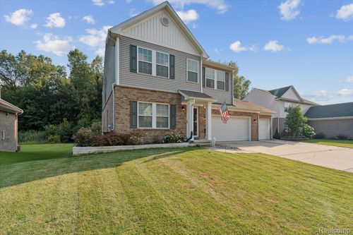 42811 Colonial Rd, Van Buren Twp, MI, 48111-3317 | Card Image