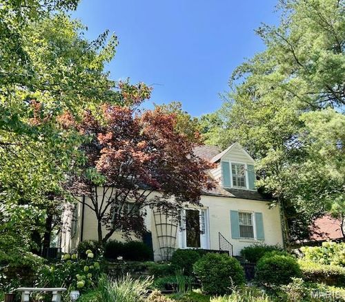 150 W Glenwood Ln, Kirkwood, MO, 63122-5122 | Card Image