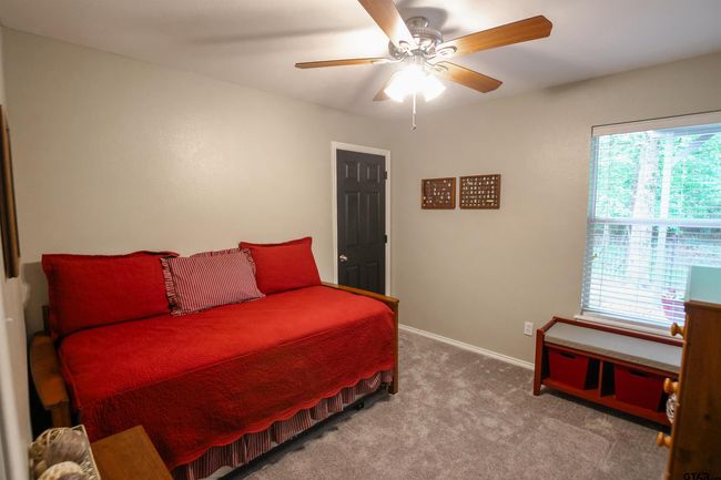 610 Winding Brook Ln, House other with 3 bedrooms, 2 bathrooms and null parking in Tyler TX | Image 18