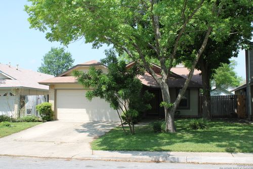 12015 Stoney Pass, San Antonio, TX, 78247-3490 | Card Image