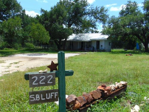 222 S Bluff St, Dripping Springs, TX, 78620-3465 | Card Image