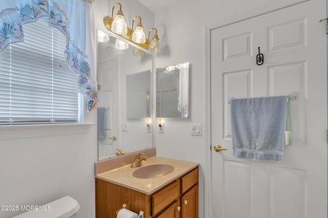 34 Meadows Ln, Home with 2 bedrooms, 2 bathrooms and null parking in Whiting NJ | Image 37