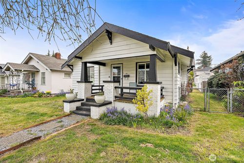 4515 Pacific Ave, Tacoma, WA, 98418-7737 | Card Image