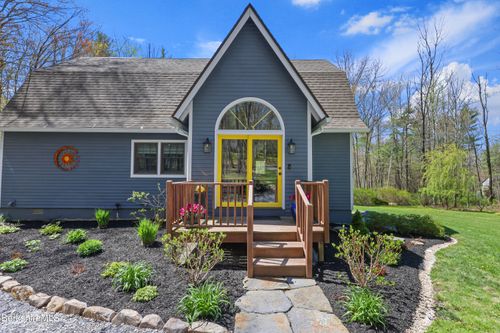 594 Shunpike Rd, Sheffield, MA, 01257-9000 | Card Image