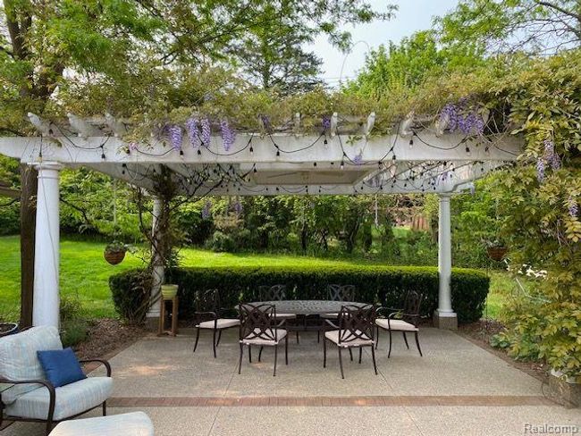 645 Lone Pine Rd, House other with 3 bedrooms, 5 bathrooms and null parking in Bloomfield Hills MI | Image 23