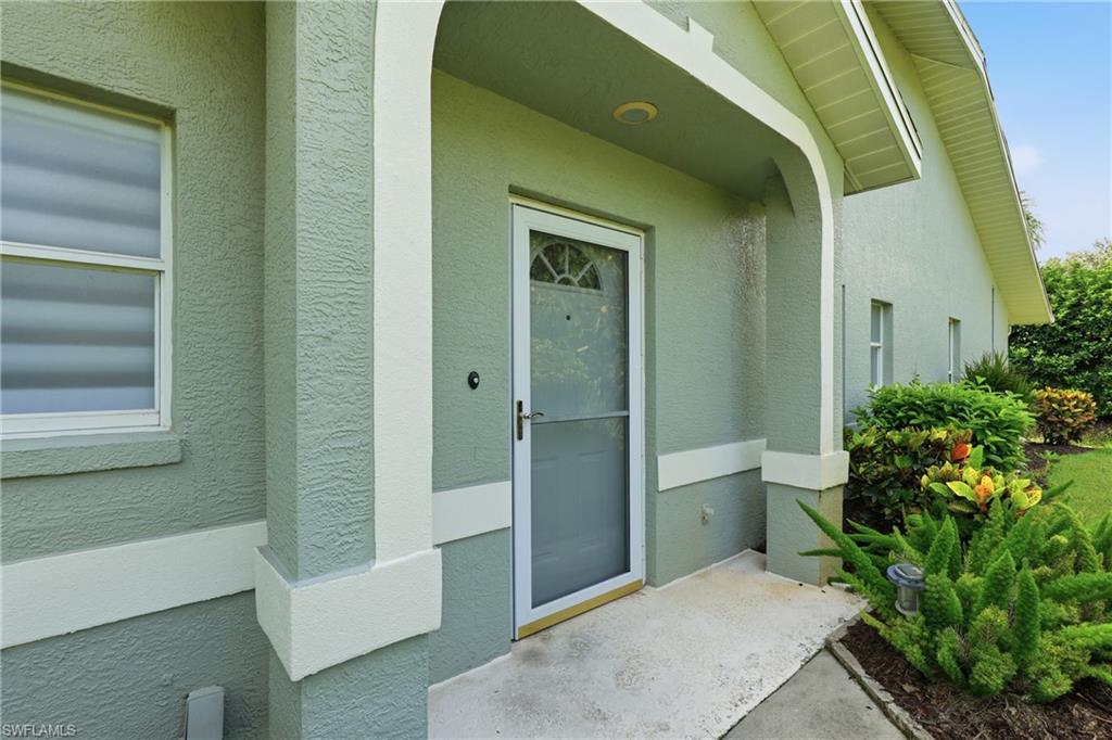 Residential in NAPLES 5