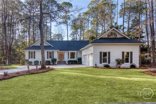 4 Planters Ln, Savannah, GA, 31411-2810 | Card Image