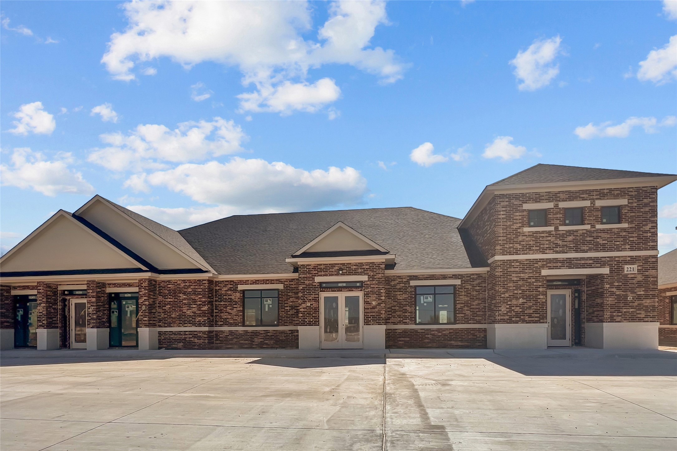 Commercial Lease in Willow Park 2