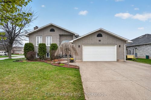 28 Vanjo Drive, Welland, ON, L3C7B6 | Card Image