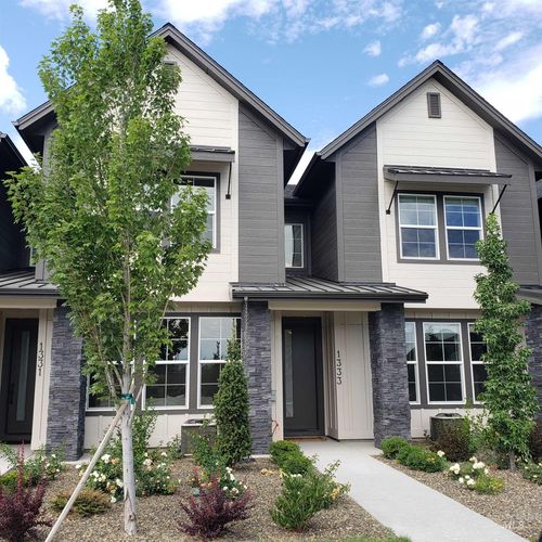 1312 N Meadowglen Ave, Meridian, ID, 83642-1089 | Card Image