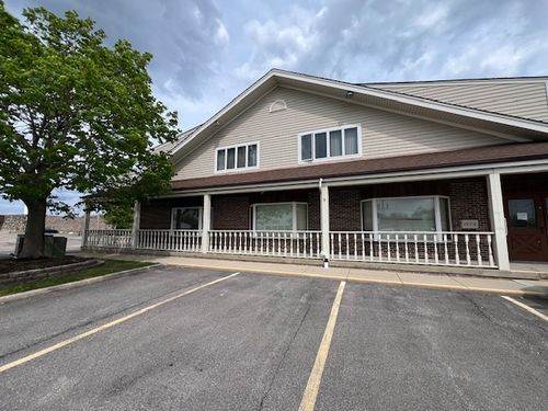 10514 N Il Route 47, Huntley, IL, 60142-7073 | Card Image