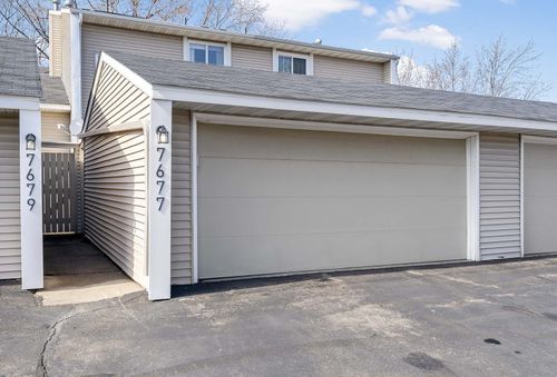 7677 Whitney Dr, Apple Valley, MN, 55124-5403 | Card Image