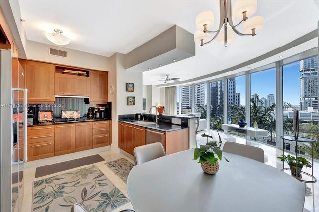 APT-1007 - 333 Las Olas Way, Condo with 2 bedrooms, 3 bathrooms and null parking in Fort Lauderdale FL | Image 23