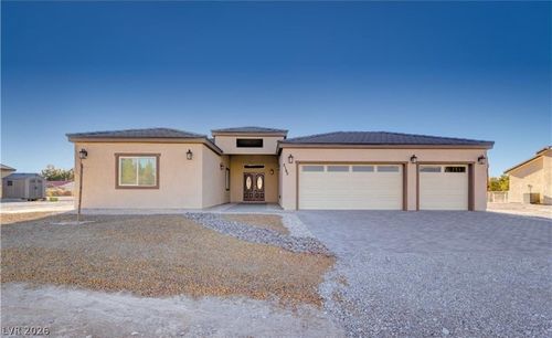 2140 Upland Ave, Pahrump, NV, 89048-2755 | Card Image