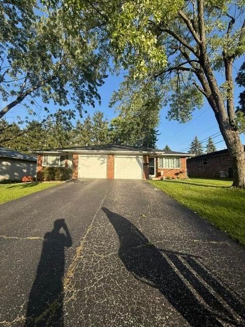 5028-5030 Heathmoor Drive, Columbus, OH, 43220 | Card Image