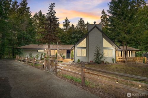 16925 Se Auburn Black Diamond Road, Auburn, WA, 98092 | Card Image