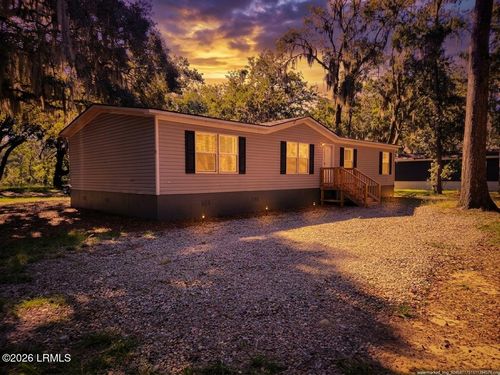 3 Shiney Rd, Saint Helena Island, SC, 29920-6211 | Card Image